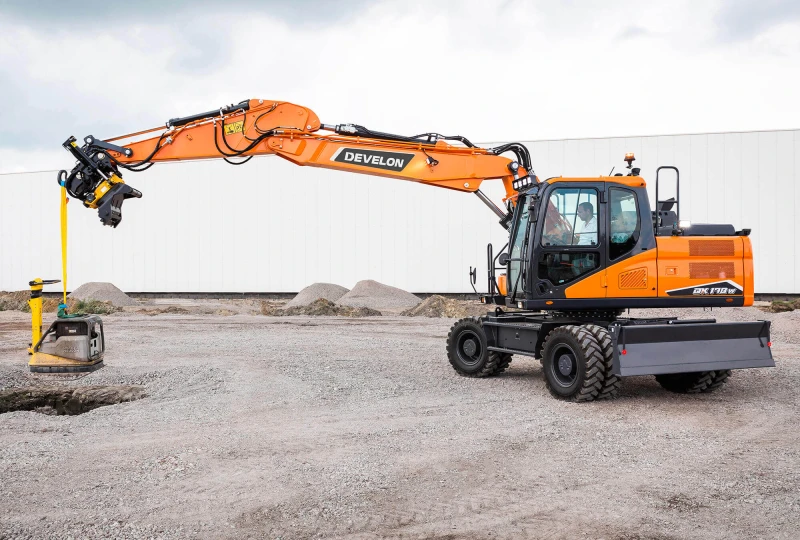 Багер Develon DX170W-7, снимка 4 - Индустриална техника - 22539998