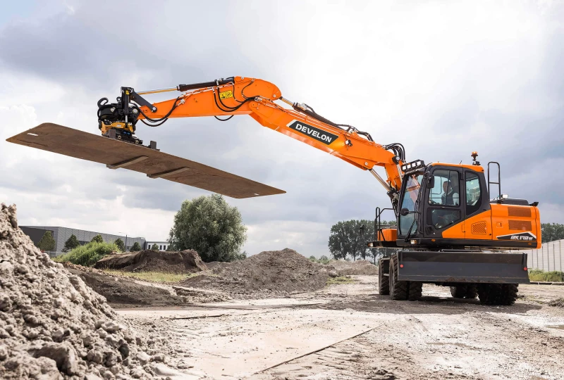 Багер Develon DX170W-7, снимка 6 - Индустриална техника - 22539998