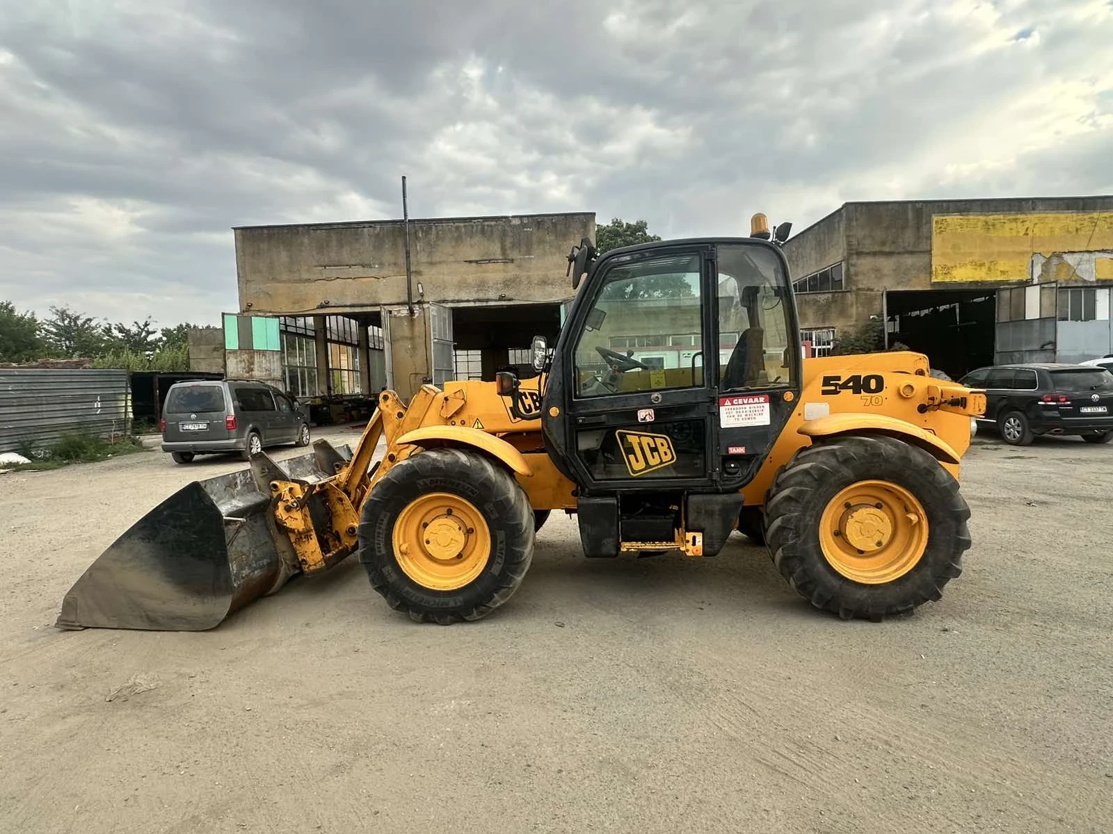 Телескопични товарачи JCB 540-70