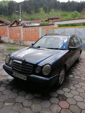 Mercedes-Benz E 200 kompessor, снимка 2