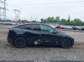 Tesla Model Y U U All Wheel Drive - 37300 лв. - 29404315 5