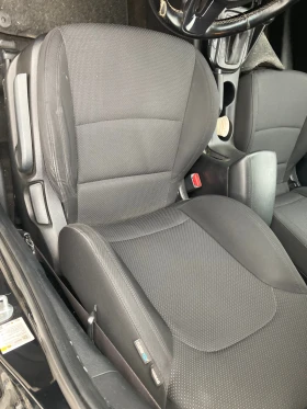 Kia Carens Avtomatik 136 ks 192 h.km - 8900 лв. / 4550.50 € - 83758662 7