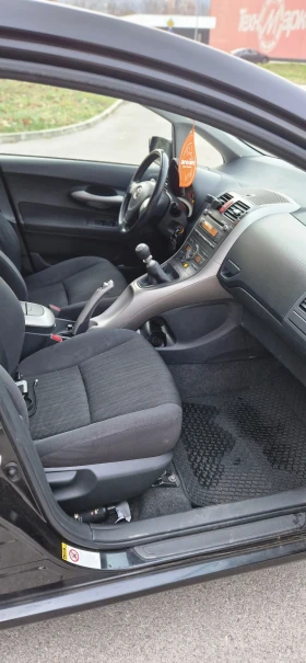 Toyota Auris 2.0 D4D 126, снимка 8