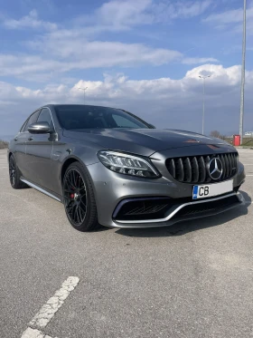 ����� �� �������� �� Mercedes-Benz C 63 AMG S/360 CAMERA/PANO/BURMESTER