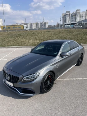 ����� �� �������� �� Mercedes-Benz C 63 AMG S/360 CAMERA/PANO/BURMESTER
