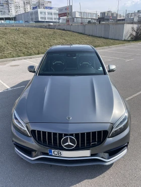 ����� �� �������� �� Mercedes-Benz C 63 AMG S/360 CAMERA/PANO/BURMESTER