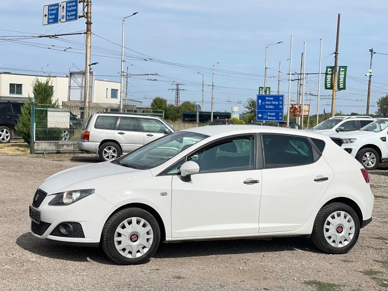 Seat Ibiza 1.2i, снимка 2 - Автомобили и джипове - 42041125