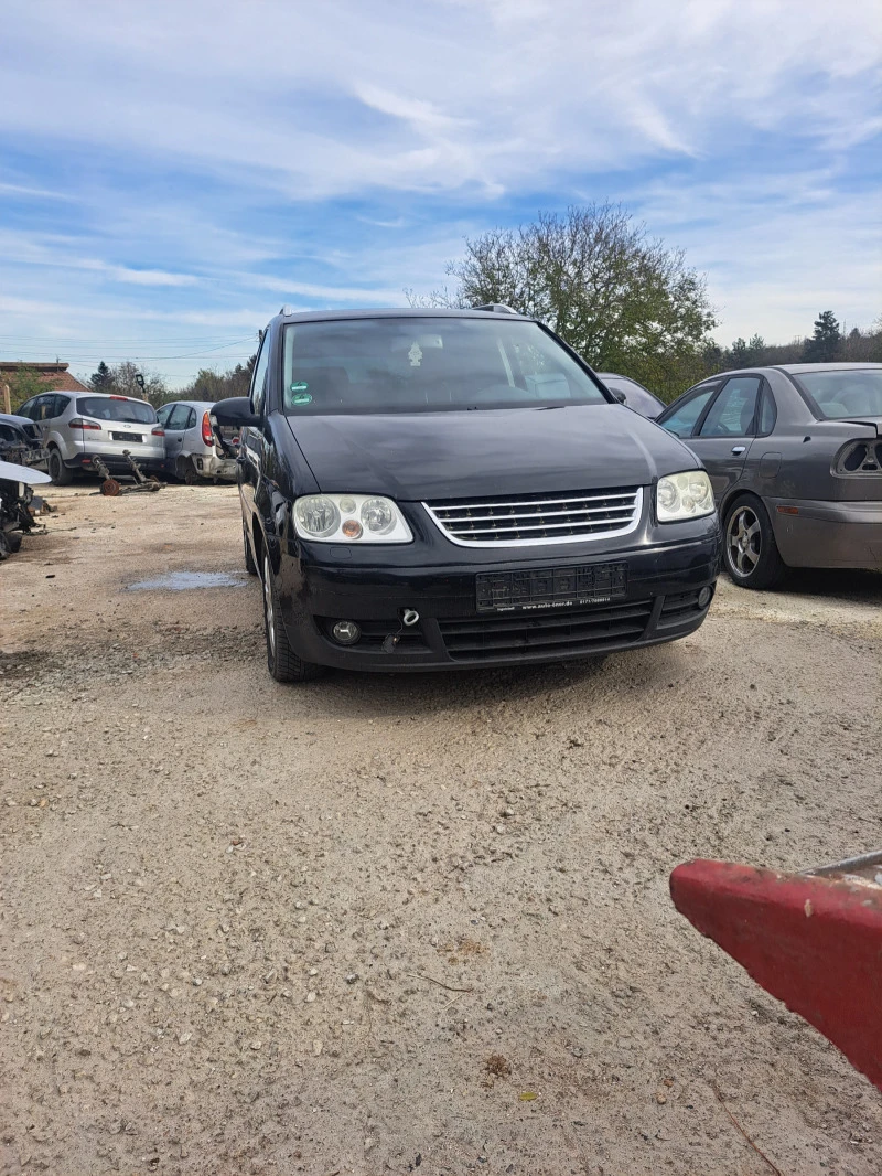 VW Touran  DSG Автоматик, снимка 7 - Автомобили и джипове - 42935998