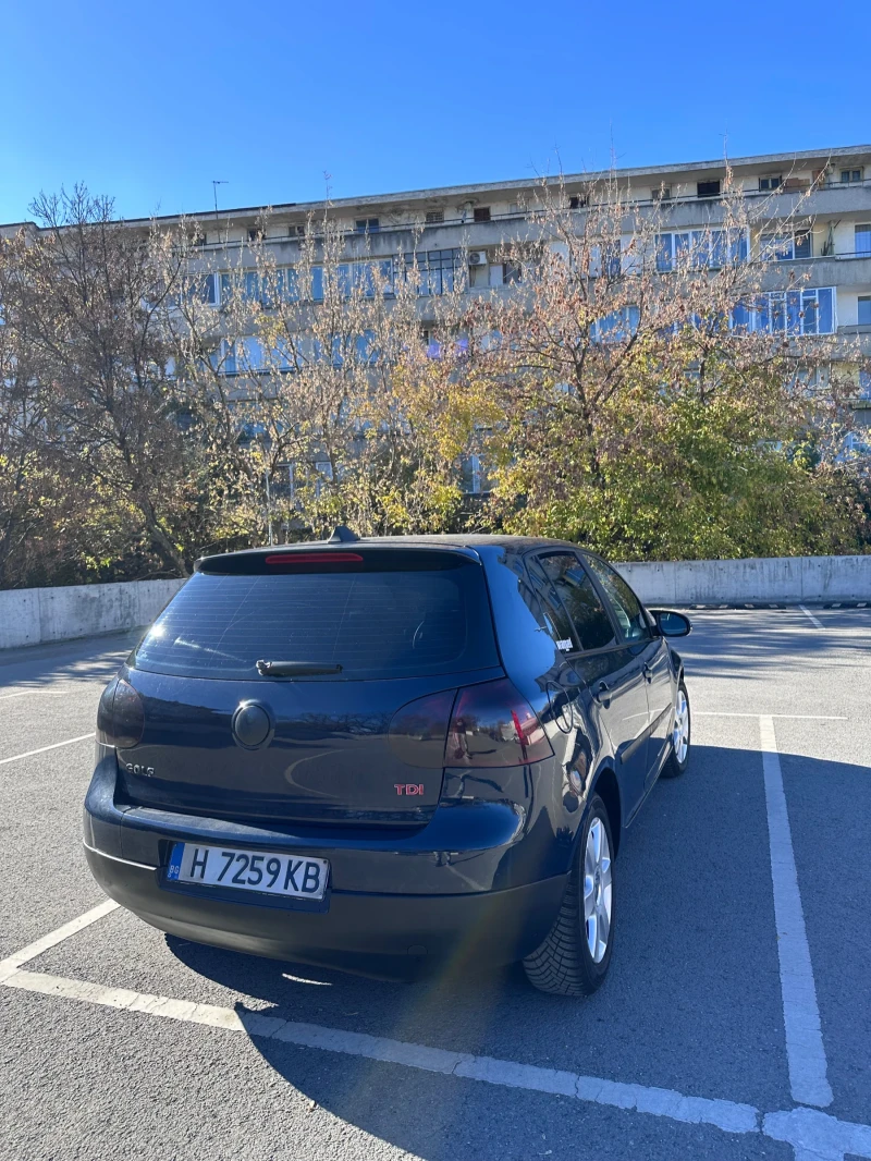 VW Golf, снимка 5 - Автомобили и джипове - 48935832