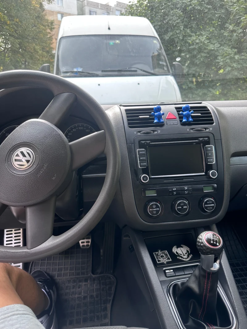 VW Golf, снимка 7 - Автомобили и джипове - 47523136