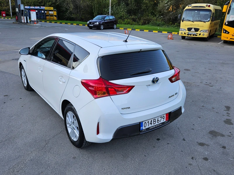 Toyota Auris 1.8 HYBRID/NAVIG/AVTOMAT/TOP SUSTOQNIE, снимка 5 - Автомобили и джипове - 47639552