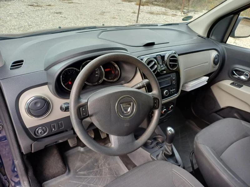 Dacia Lodgy 6+ 1, снимка 8 - Автомобили и джипове - 48090838