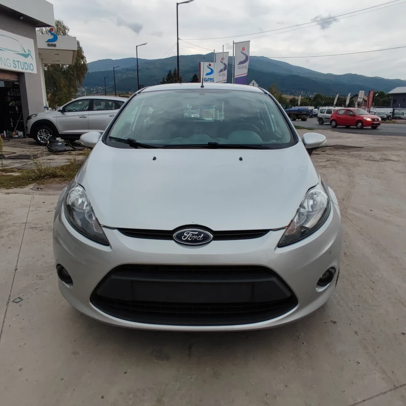 Ford Fiesta 1.25i* KLIMATIK* 130хкм* , снимка 2 - Автомобили и джипове - 51837953