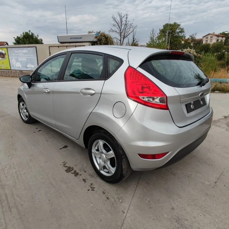 Ford Fiesta 1.25i* KLIMATIK* 130хкм* , снимка 8 - Автомобили и джипове - 51837953