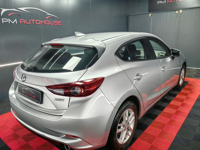 Mazda 3 1.5d* НАВИ* EURO6* КЛИМА* ТЕМПОМАТ* 129000КМ* КАТО, снимка 4 - Автомобили и джипове - 51955734