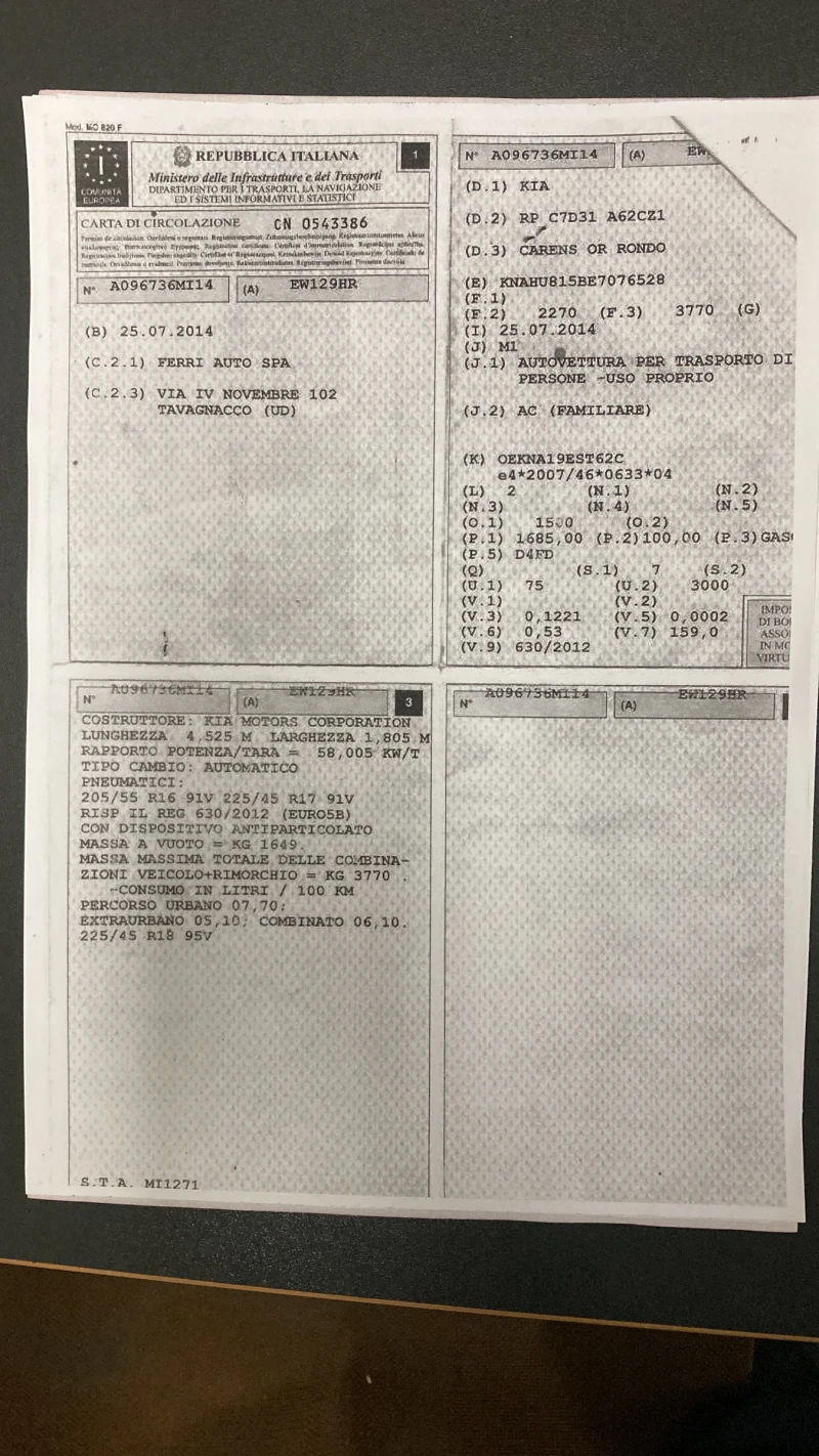 Kia Carens Avtomatik 136 ks 192 h.km, снимка 12 - Автомобили и джипове - 52699074