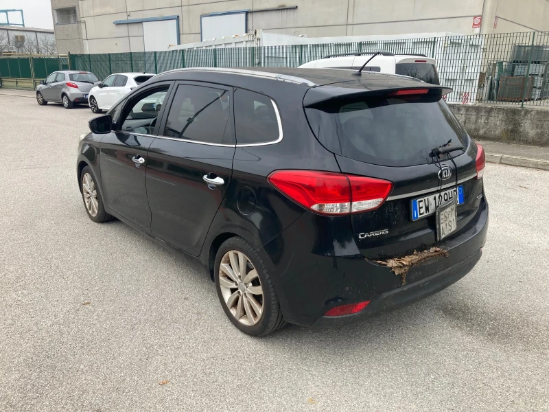 Kia Carens Avtomatik 136 ks 192 h.km, снимка 3 - Автомобили и джипове - 52699074