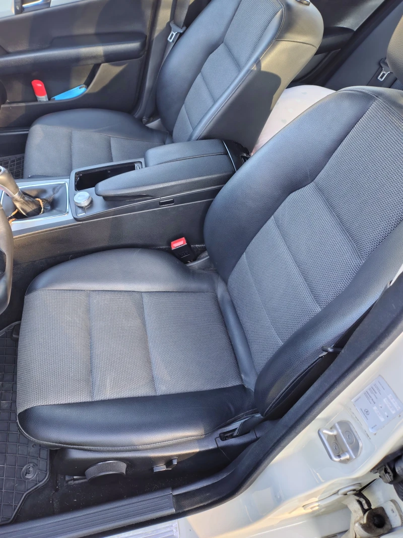 Mercedes-Benz C 180 W204, снимка 9 - Автомобили и джипове - 52791262