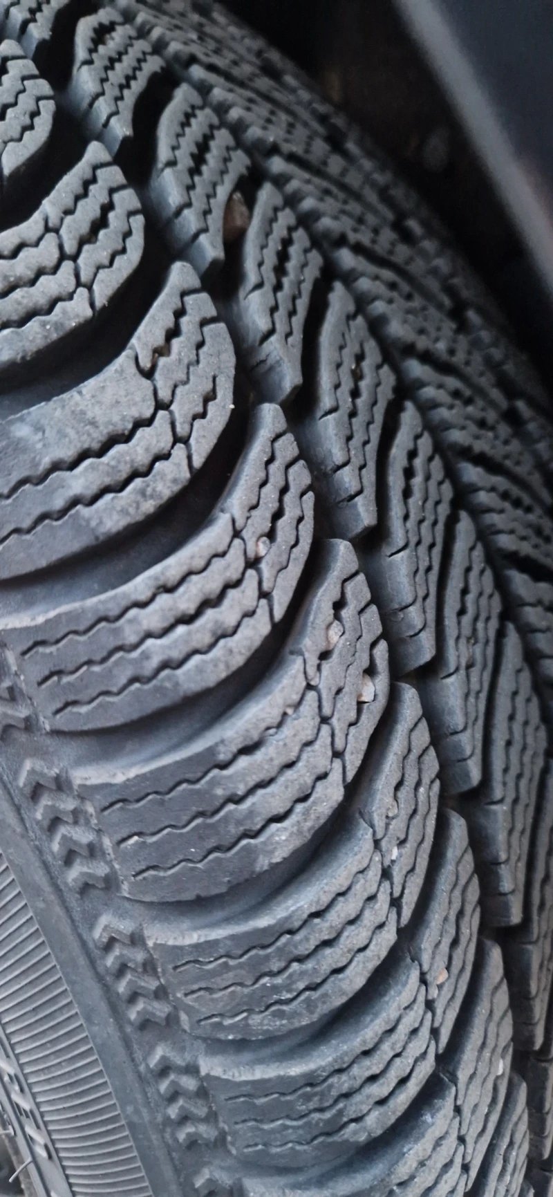 Toyota Auris 2.0 D4D 126, снимка 13 - Автомобили и джипове - 52975751