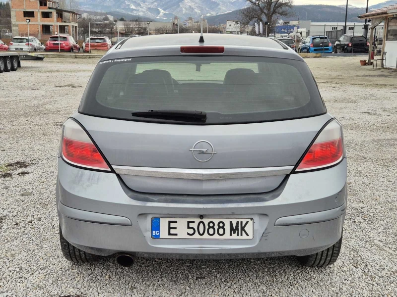 Opel Astra 1, 9 CDTI 120ps., снимка 5 - Автомобили и джипове - 53045355