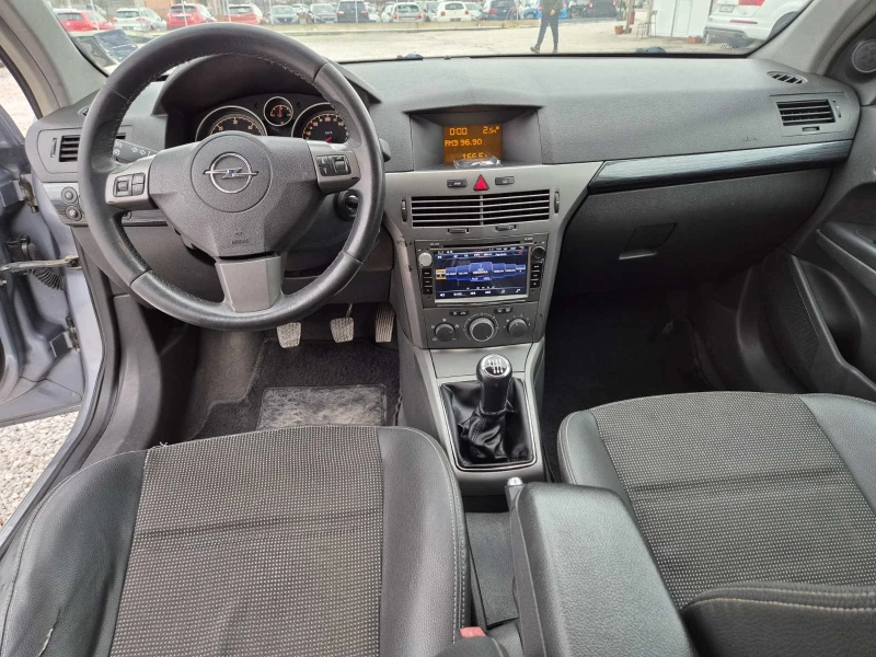 Opel Astra 1, 9 CDTI 120ps., снимка 8 - Автомобили и джипове - 53045355