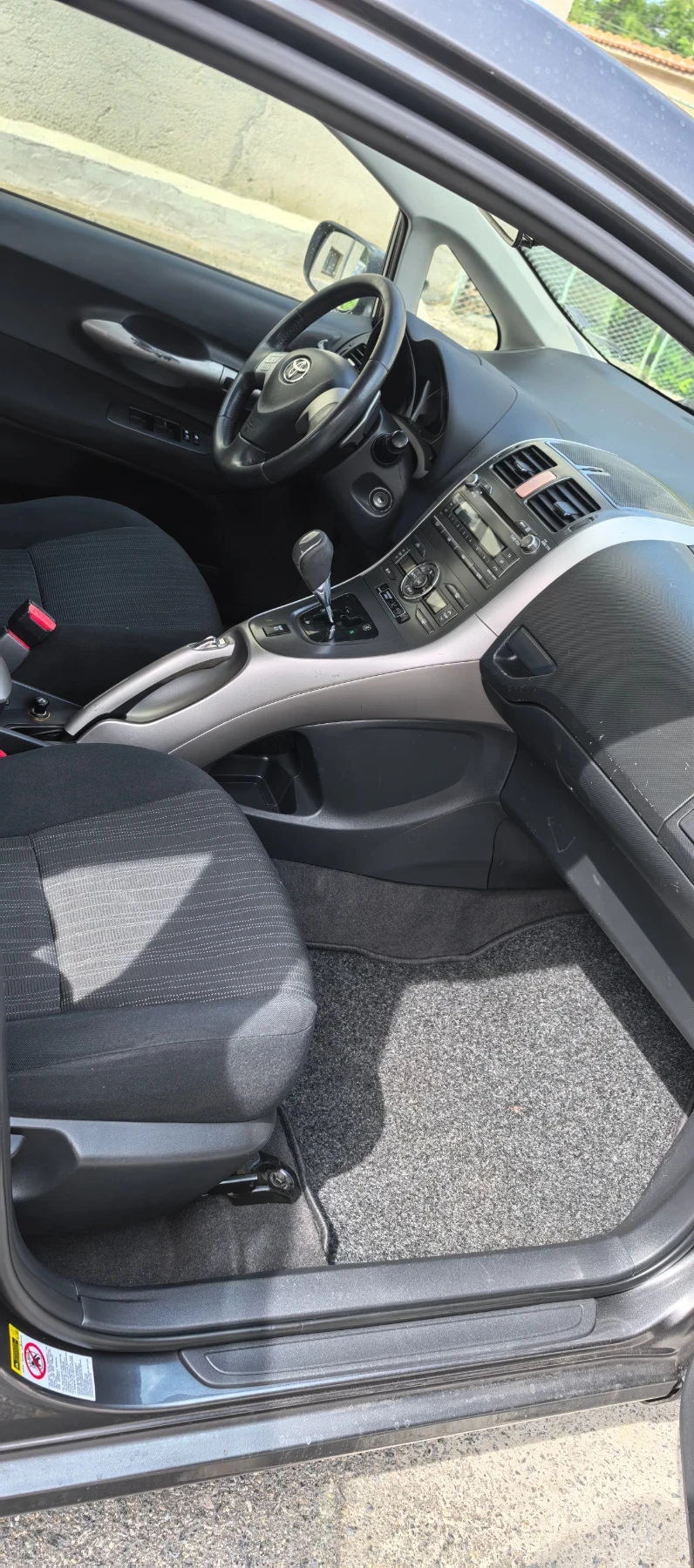 Toyota Auris 1.4 D4D - изображение 5