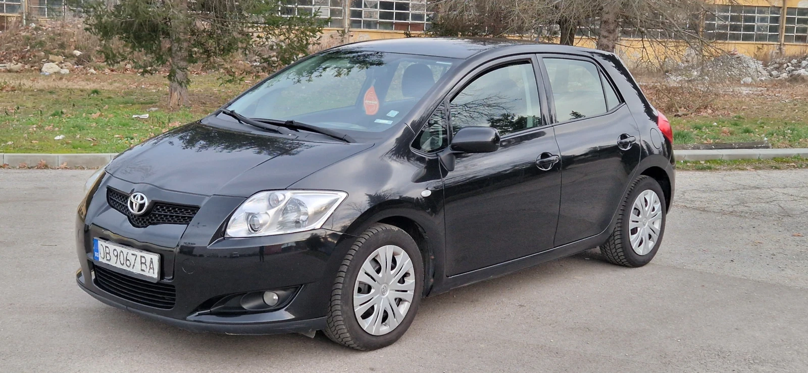 Toyota Auris 2.0 D4D 126, снимка 1