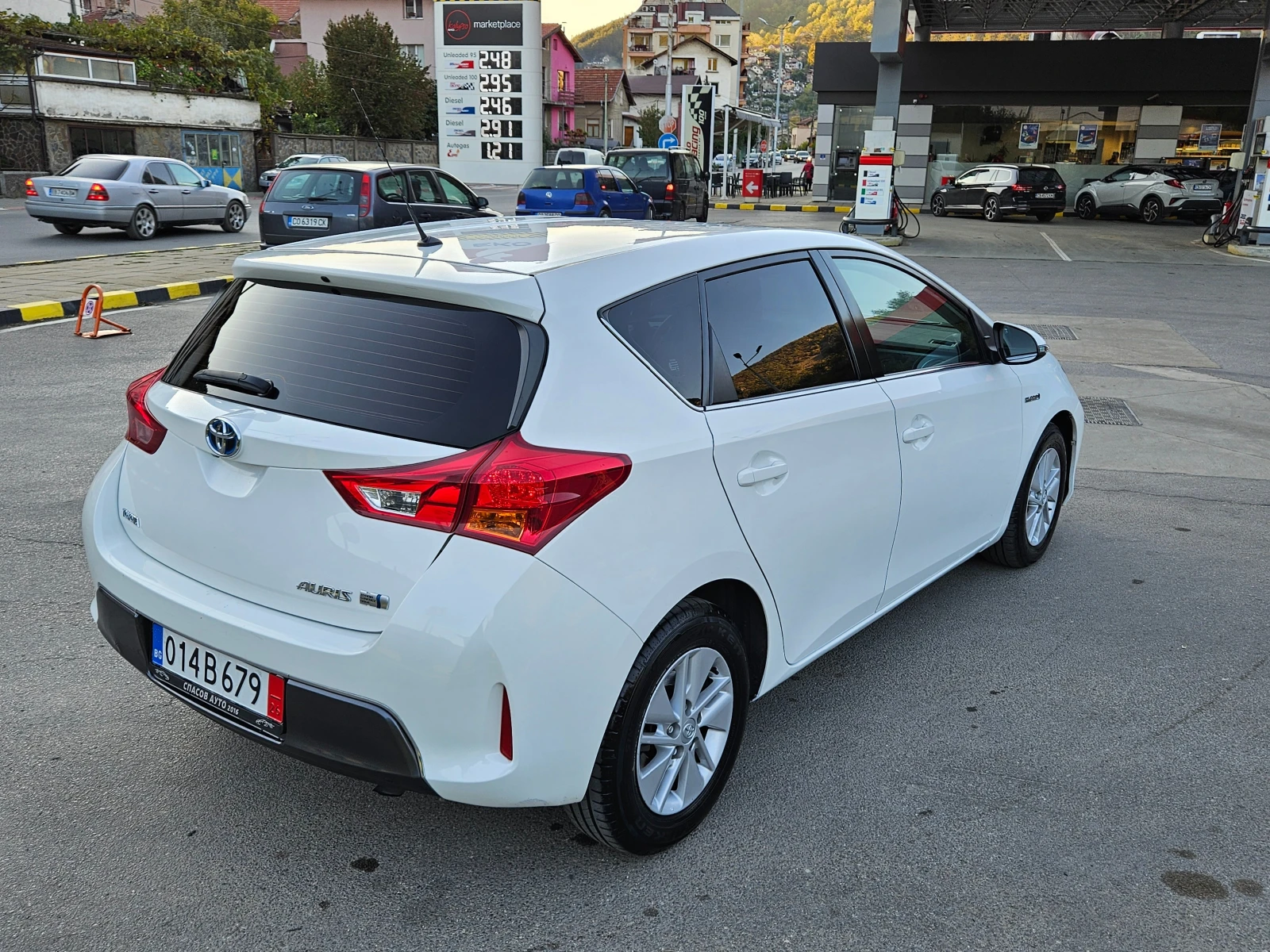 Toyota Auris 1.8 HYBRID/NAVIG/AVTOMAT/TOP SUSTOQNIE - изображение 6