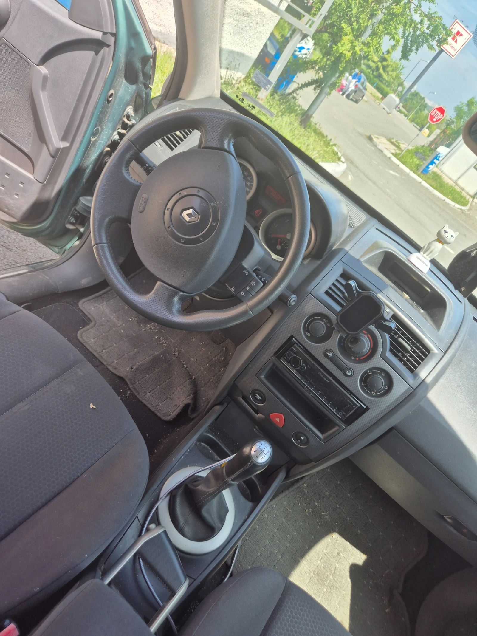 Renault Megane  - изображение 8