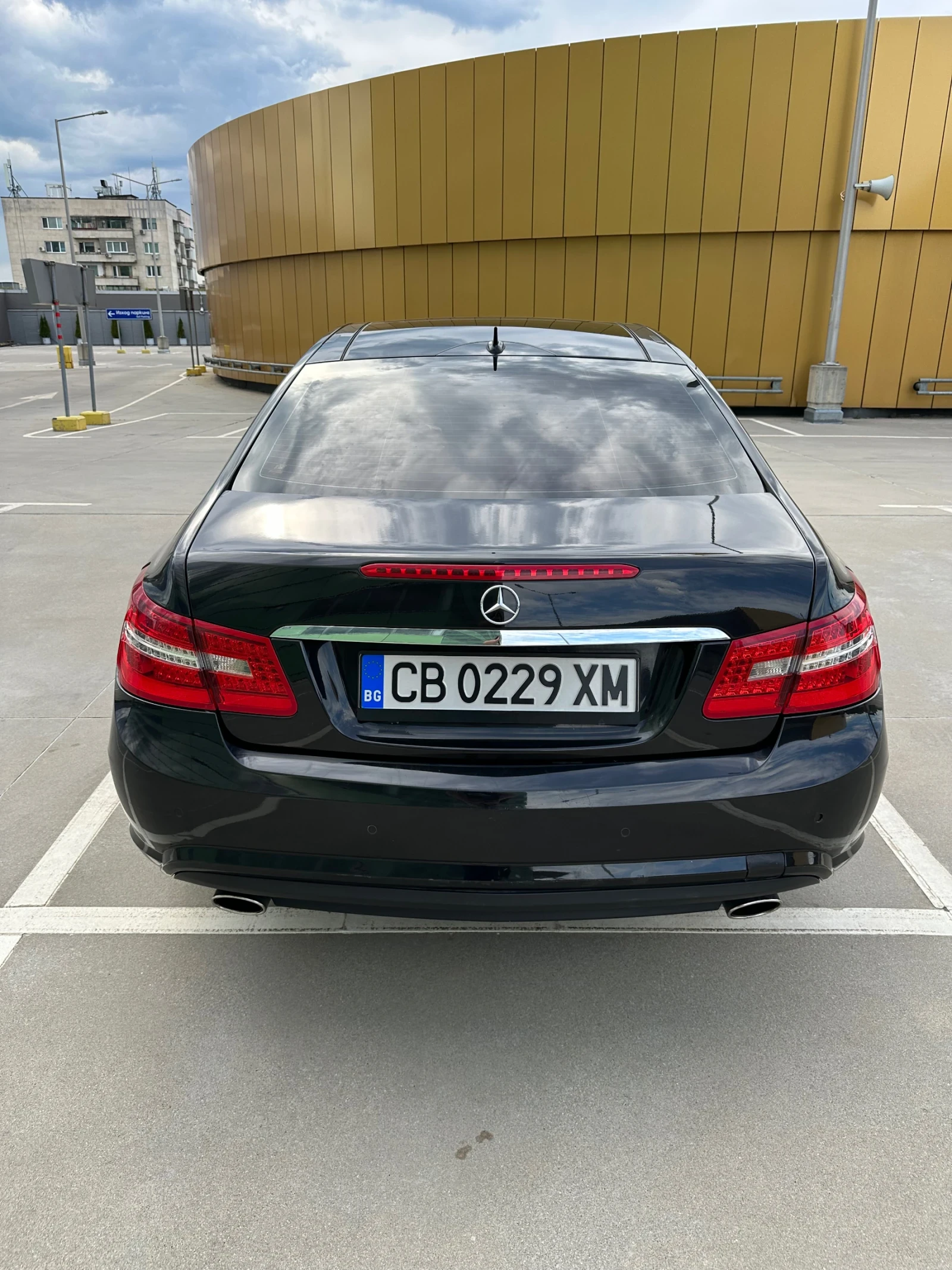 Mercedes-Benz E 350  - изображение 6