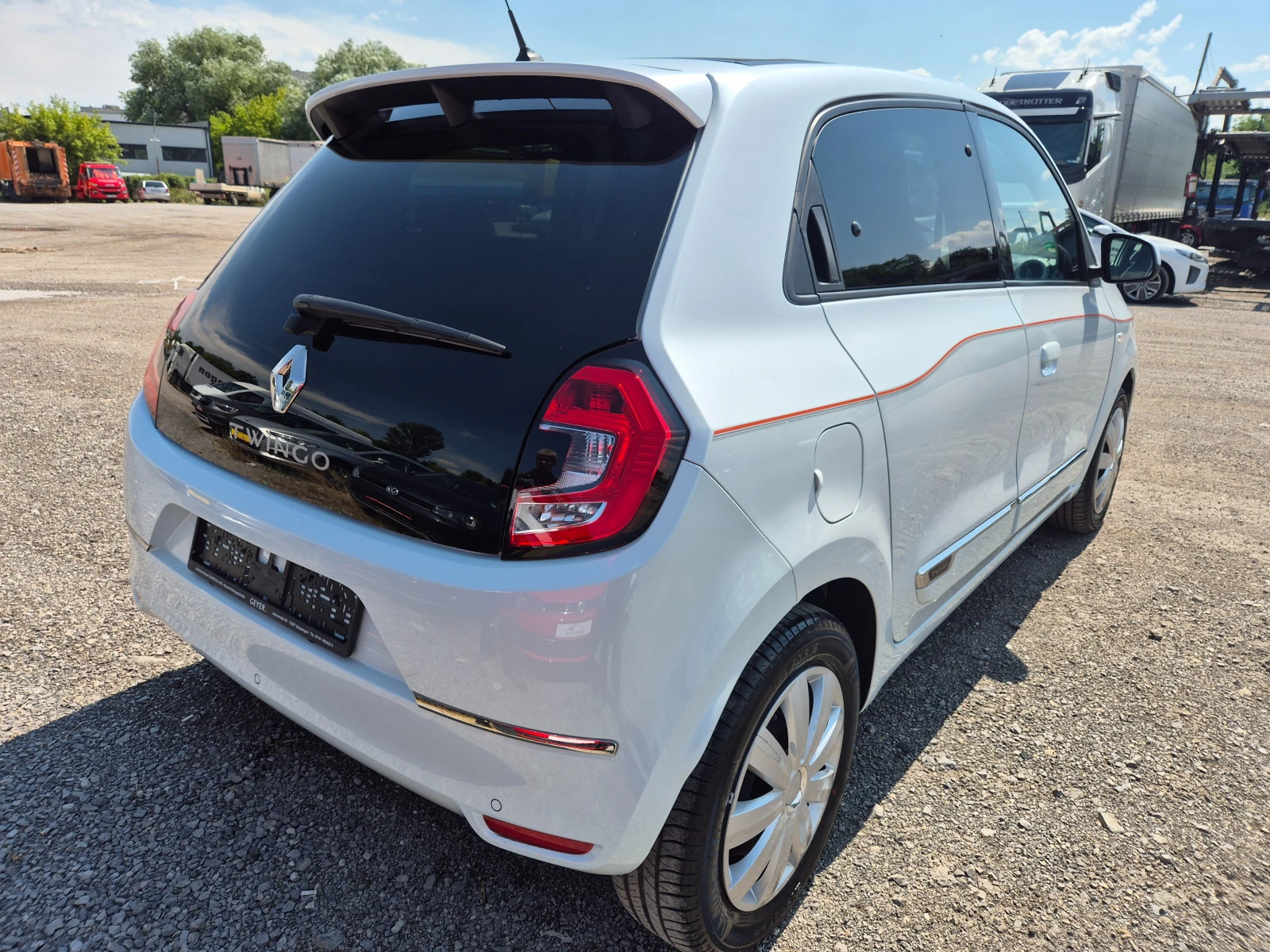 Renault Twingo 1.0 SCe/13K KM/VIBES/GERMANY - изображение 6