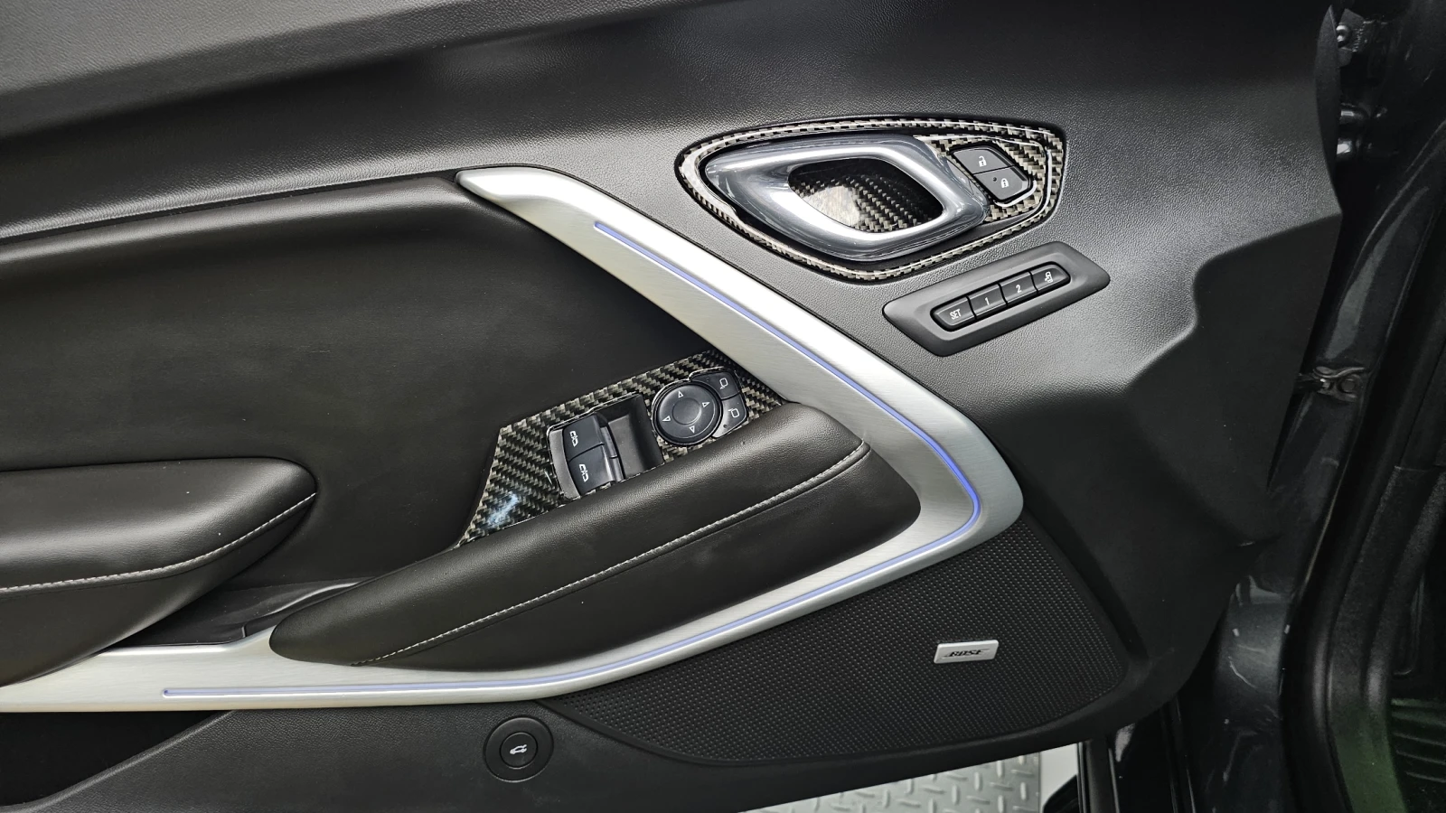 Chevrolet Camaro S6 6.2 V8 | Mobile.bg   16