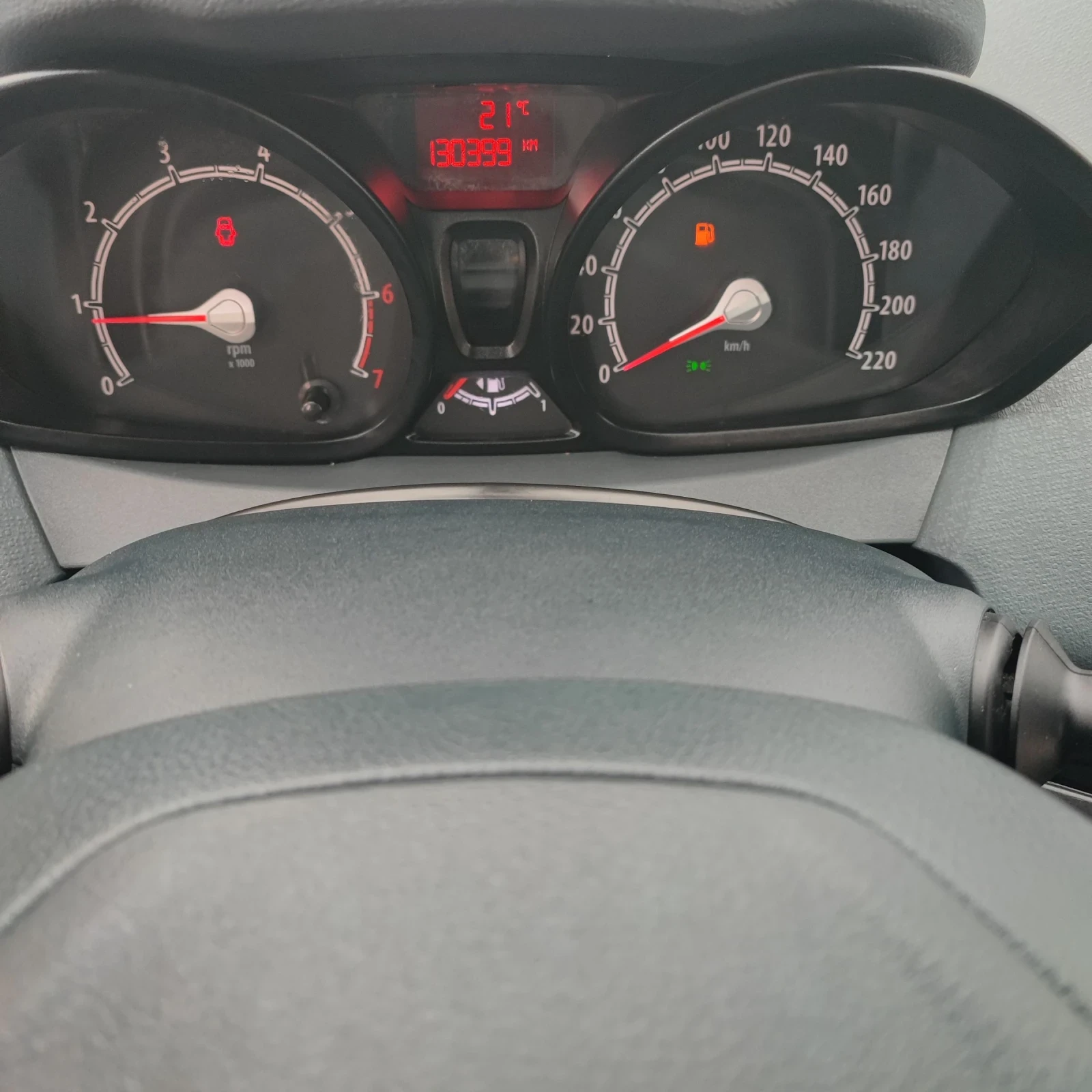 Ford Fiesta 1.25i* KLIMATIK* 130хкм*  | Mobile.bg — изображение 12