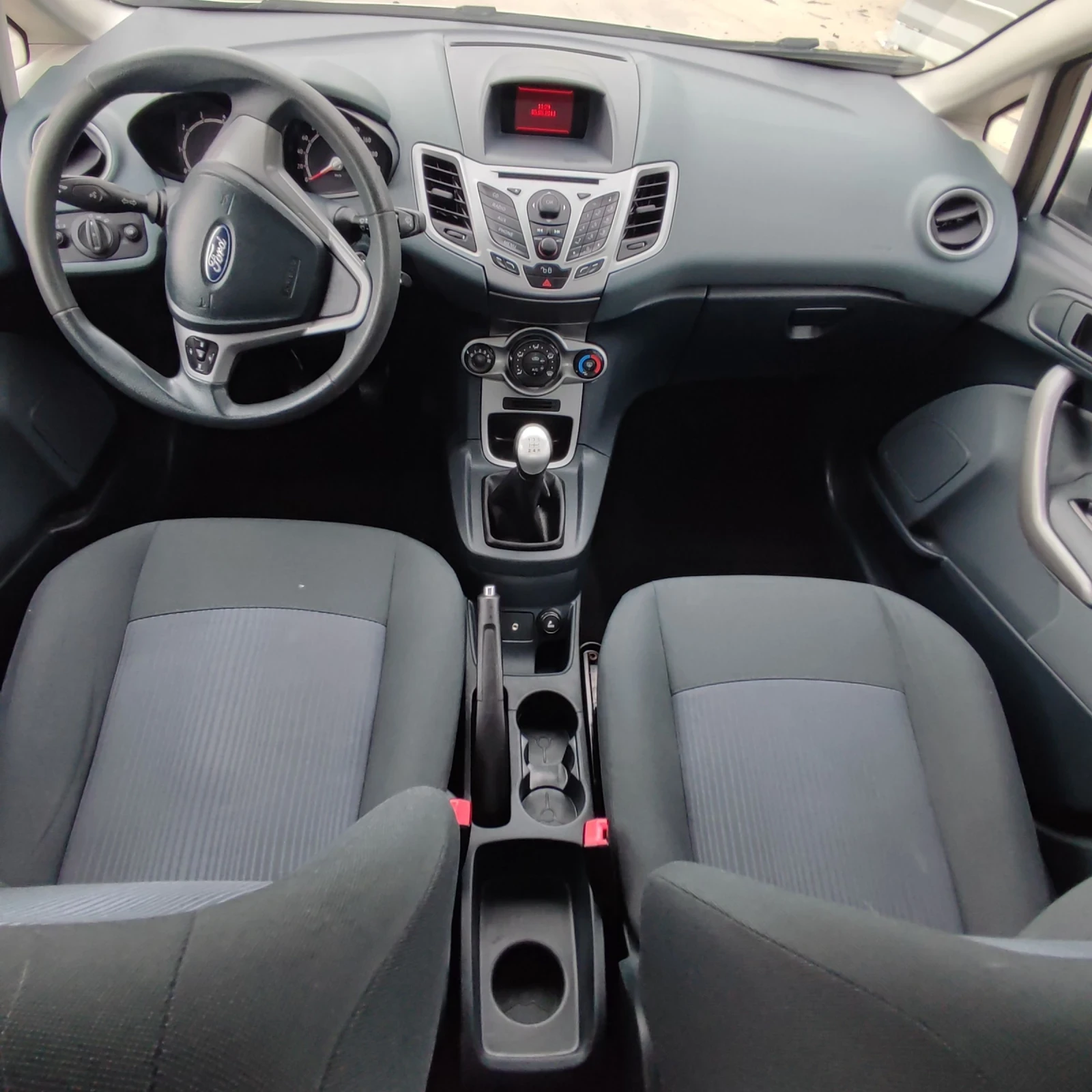 Ford Fiesta 1.25i* KLIMATIK*  - изображение 9