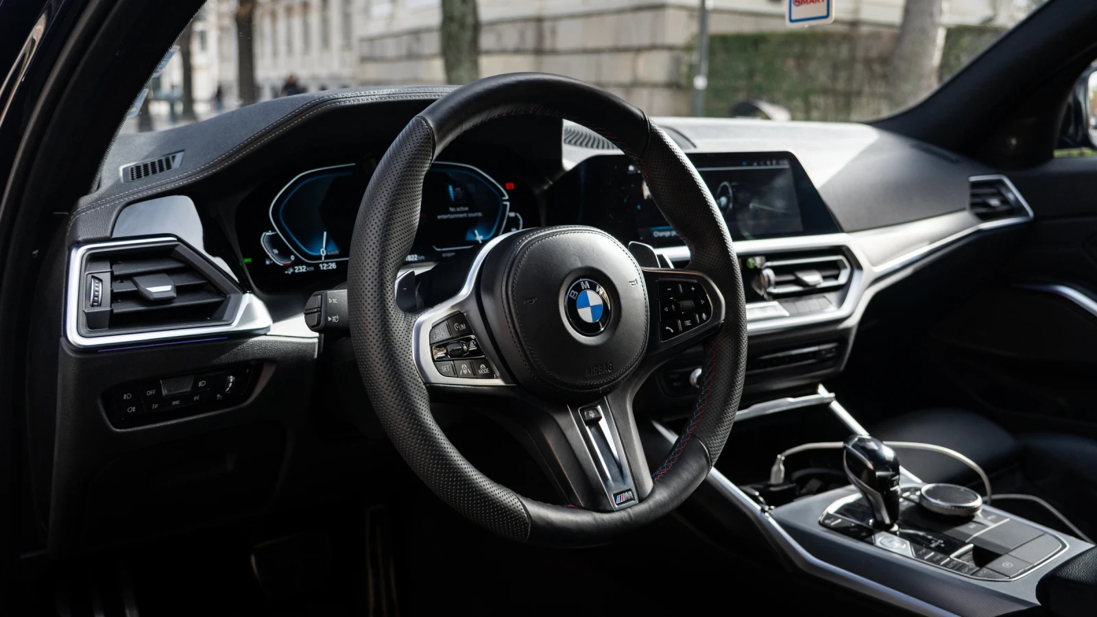 BMW 330 e  | Mobile.bg   12