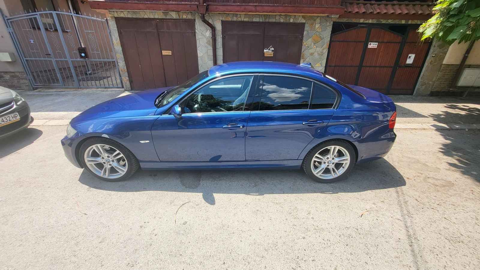 BMW 330 330xd  - изображение 6