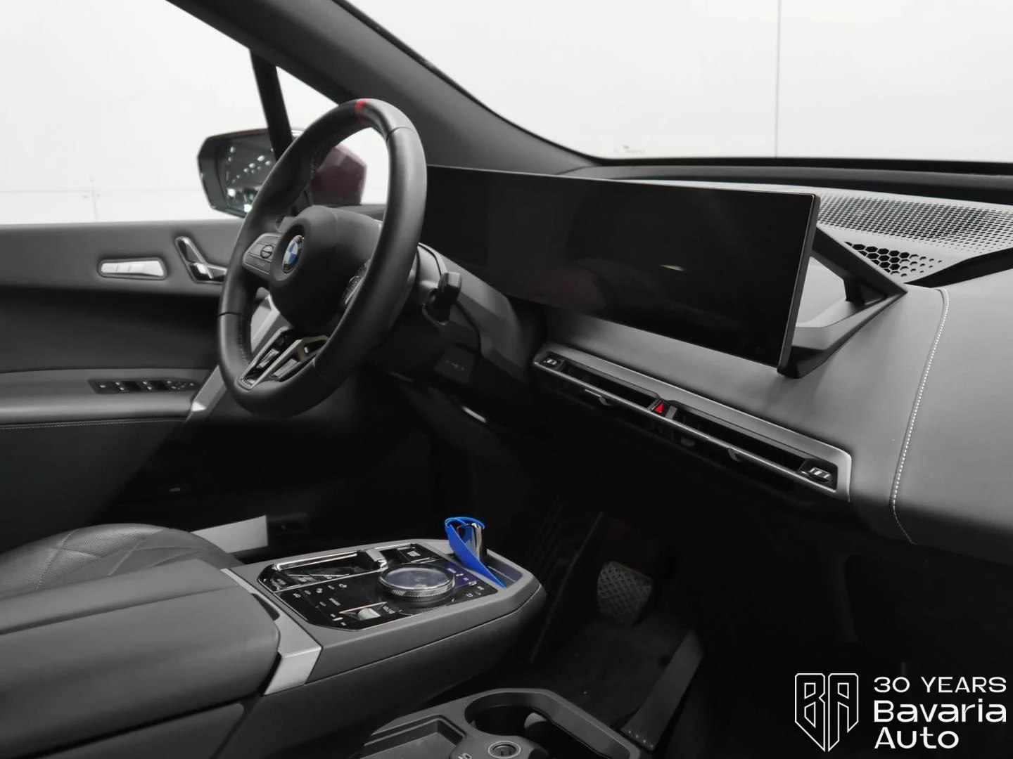 BMW iX M60 xDrive - изображение 7