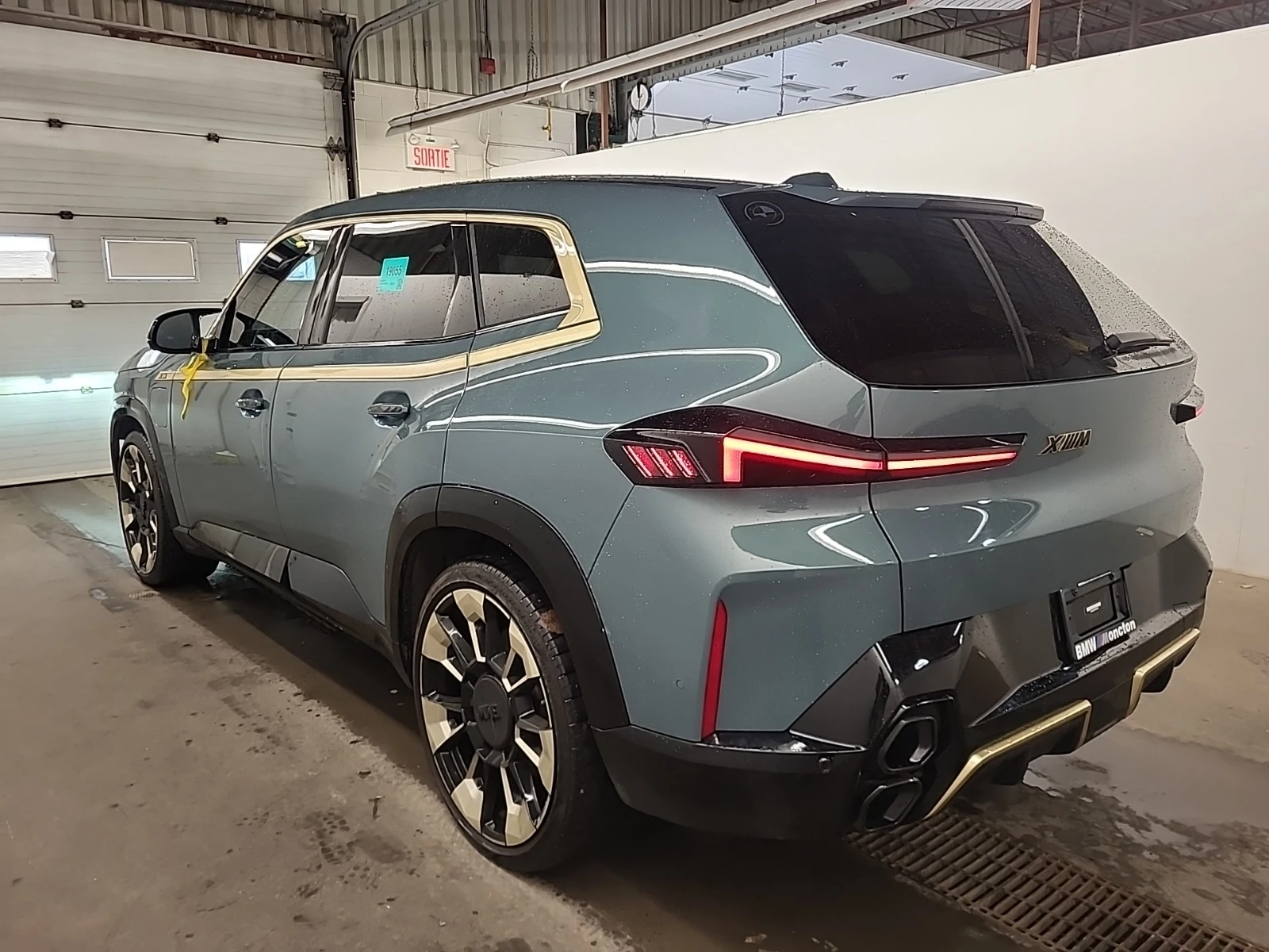 BMW XM SPORTS ACTIVITY VEHICLE - изображение 5