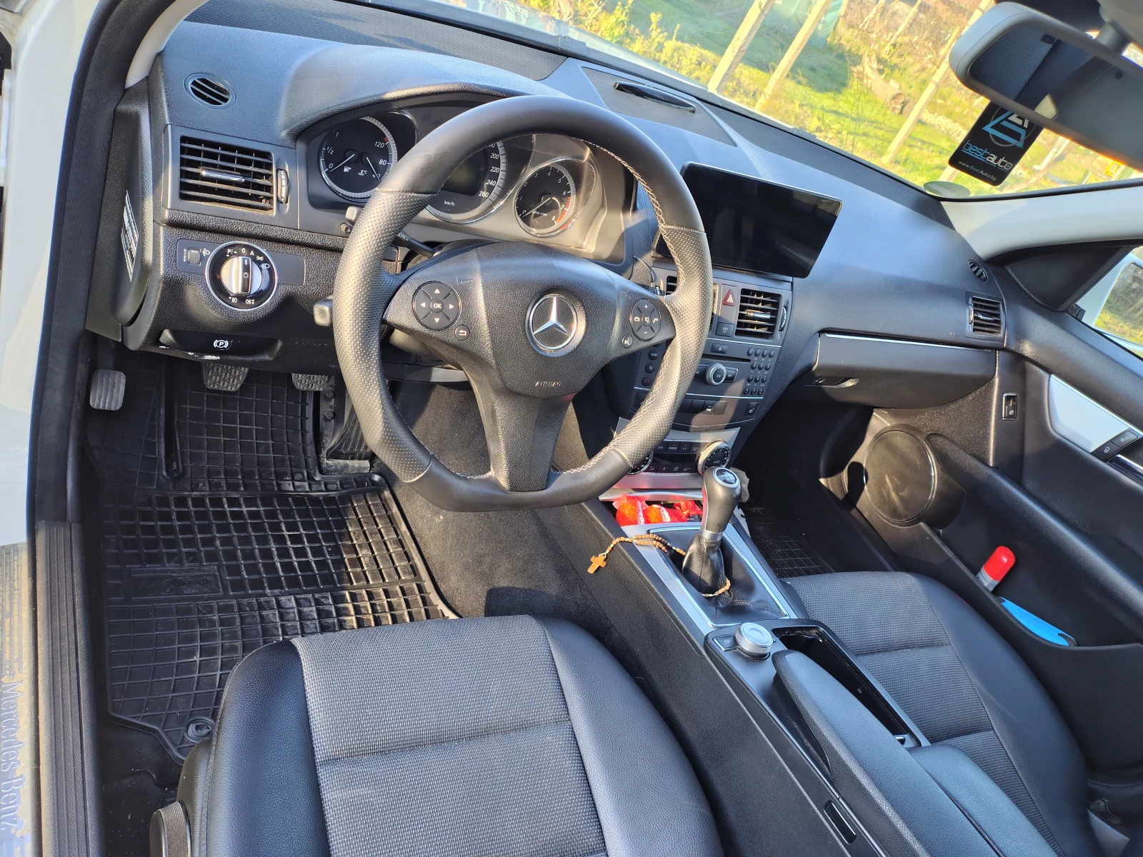 Mercedes-Benz C 180 W204 - изображение 10