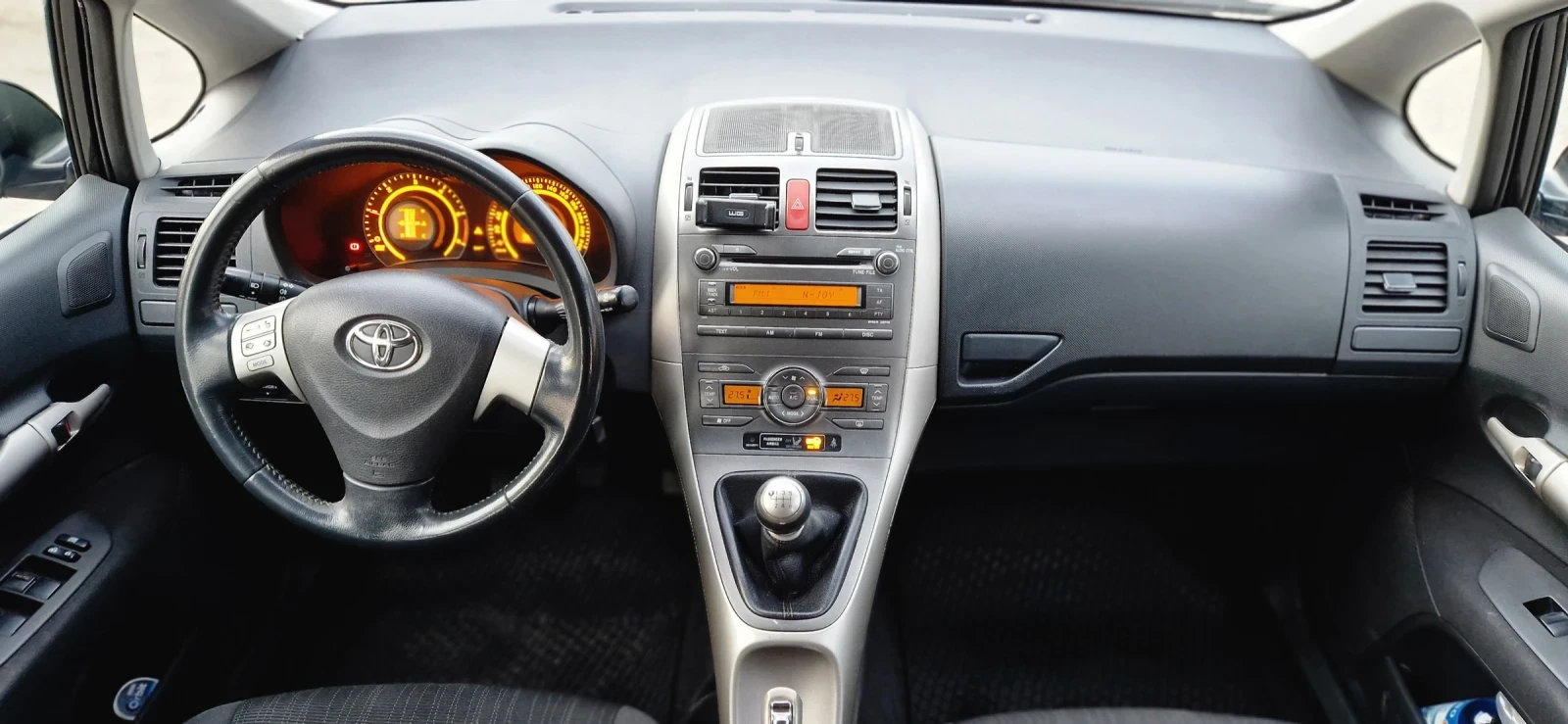 Toyota Auris 2.0 D4D 126 | Mobile.bg � ����������� 10