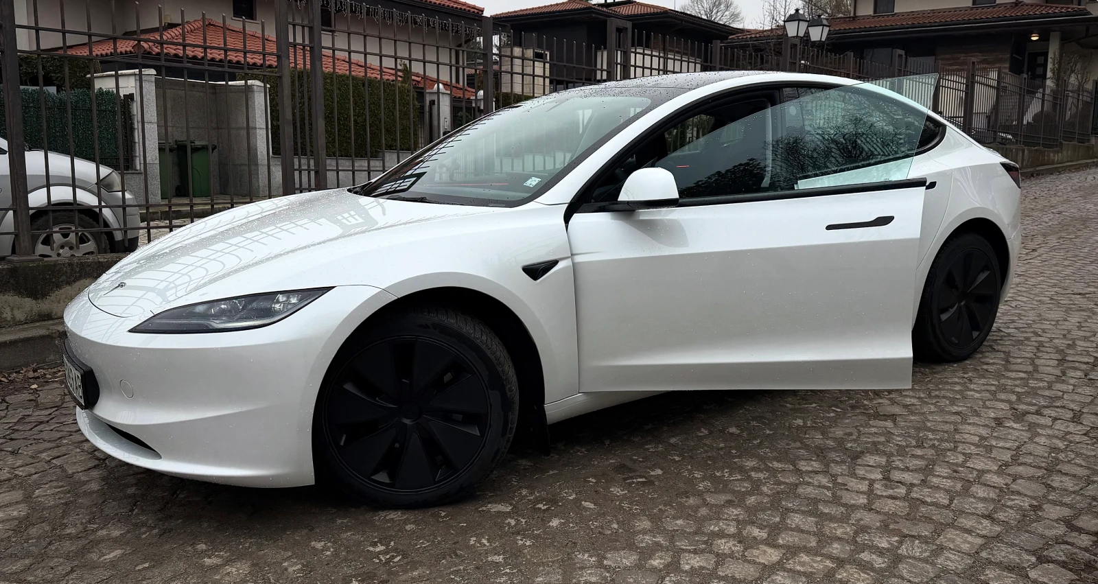 Tesla Model 3 Tesla Model 3 Highland LR AWD | Каско + Зимни Гуми - изображение 2