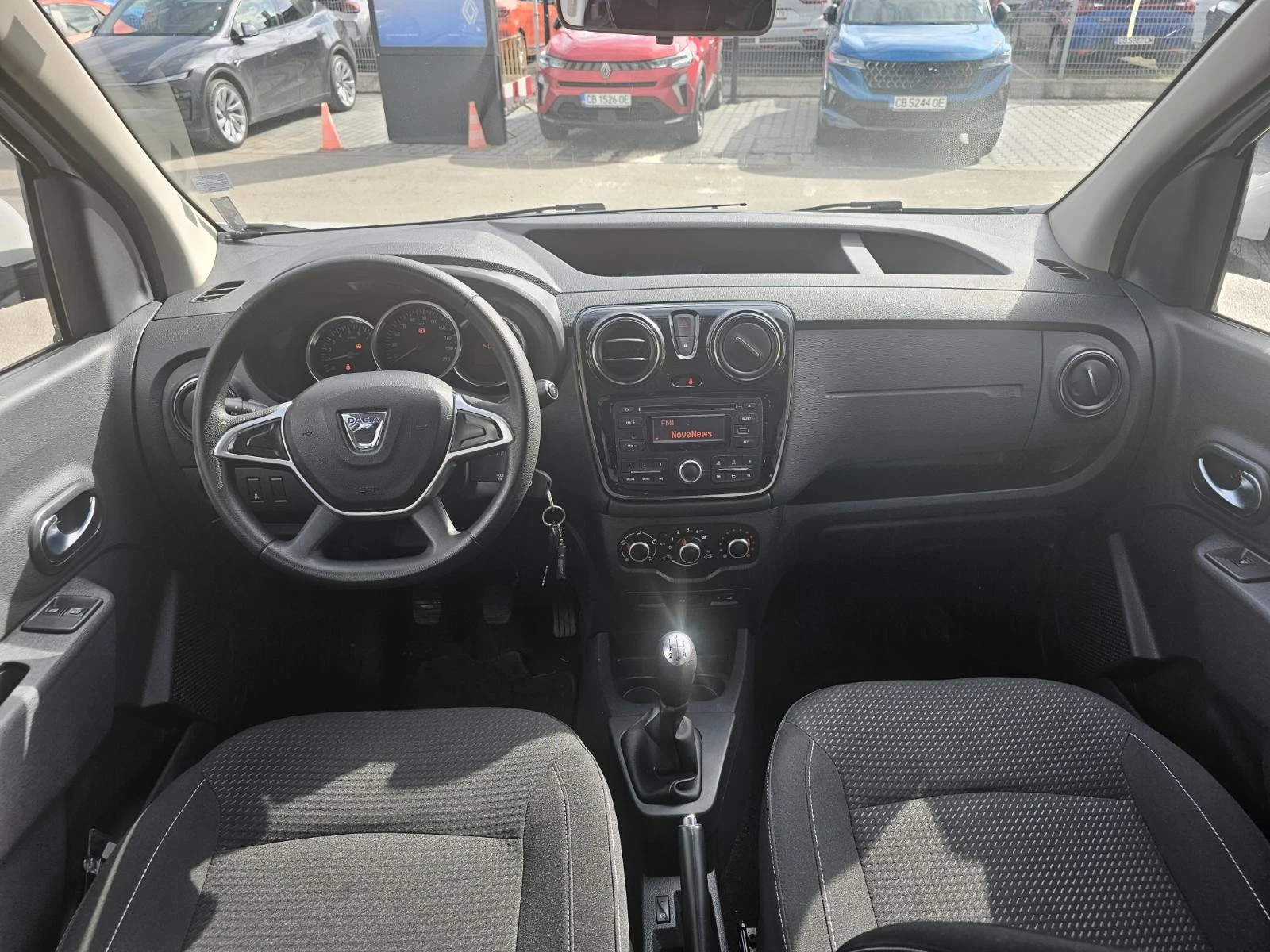 Dacia Dokker dCi 90 к.с. Дизел Stop & Start N1, снимка 7 - Автомобили и джипове - 54123628