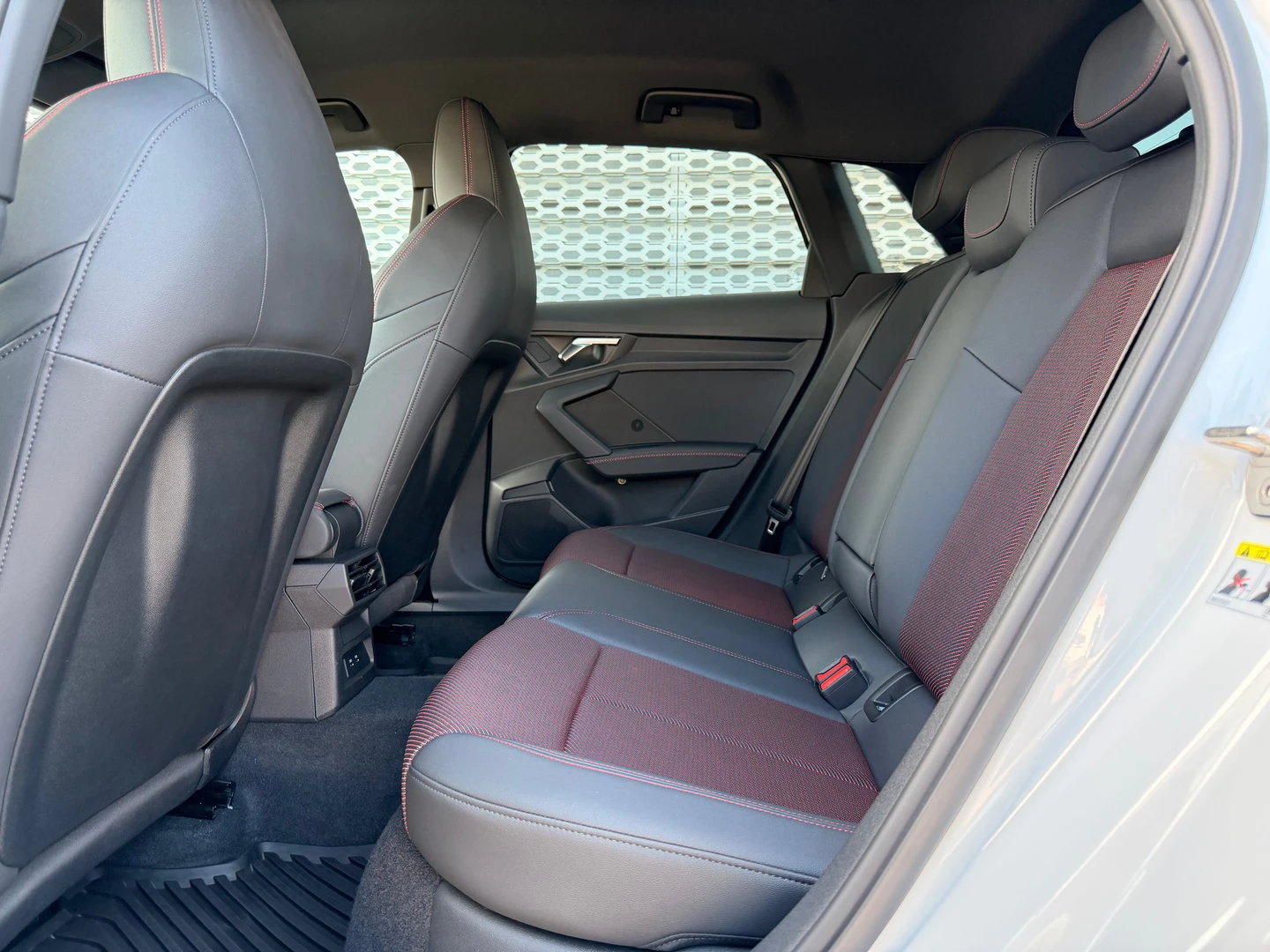 Audi A3 | Mobile.bg � ����������� 12