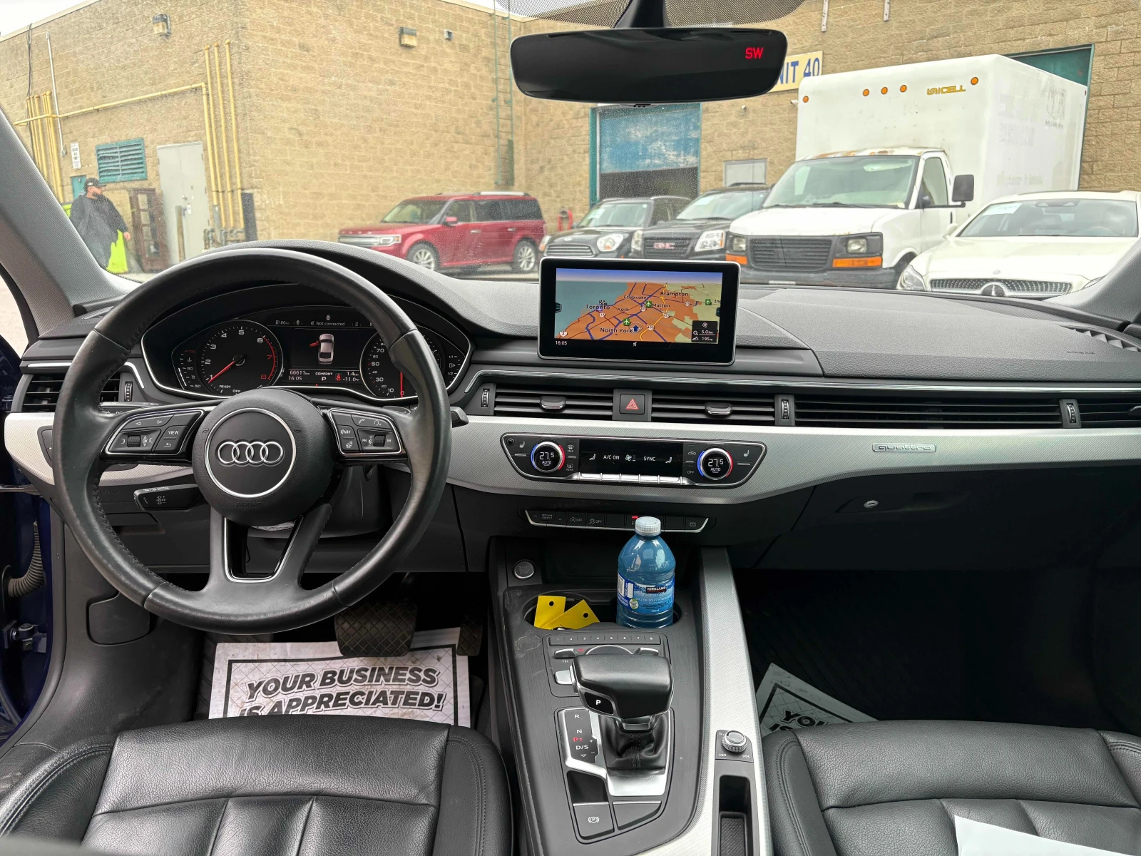 Audi A5 Progressiv * Keyless * CARFAX * АВТО КРЕДИТ * , снимка 8 - Автомобили и джипове - 54715331