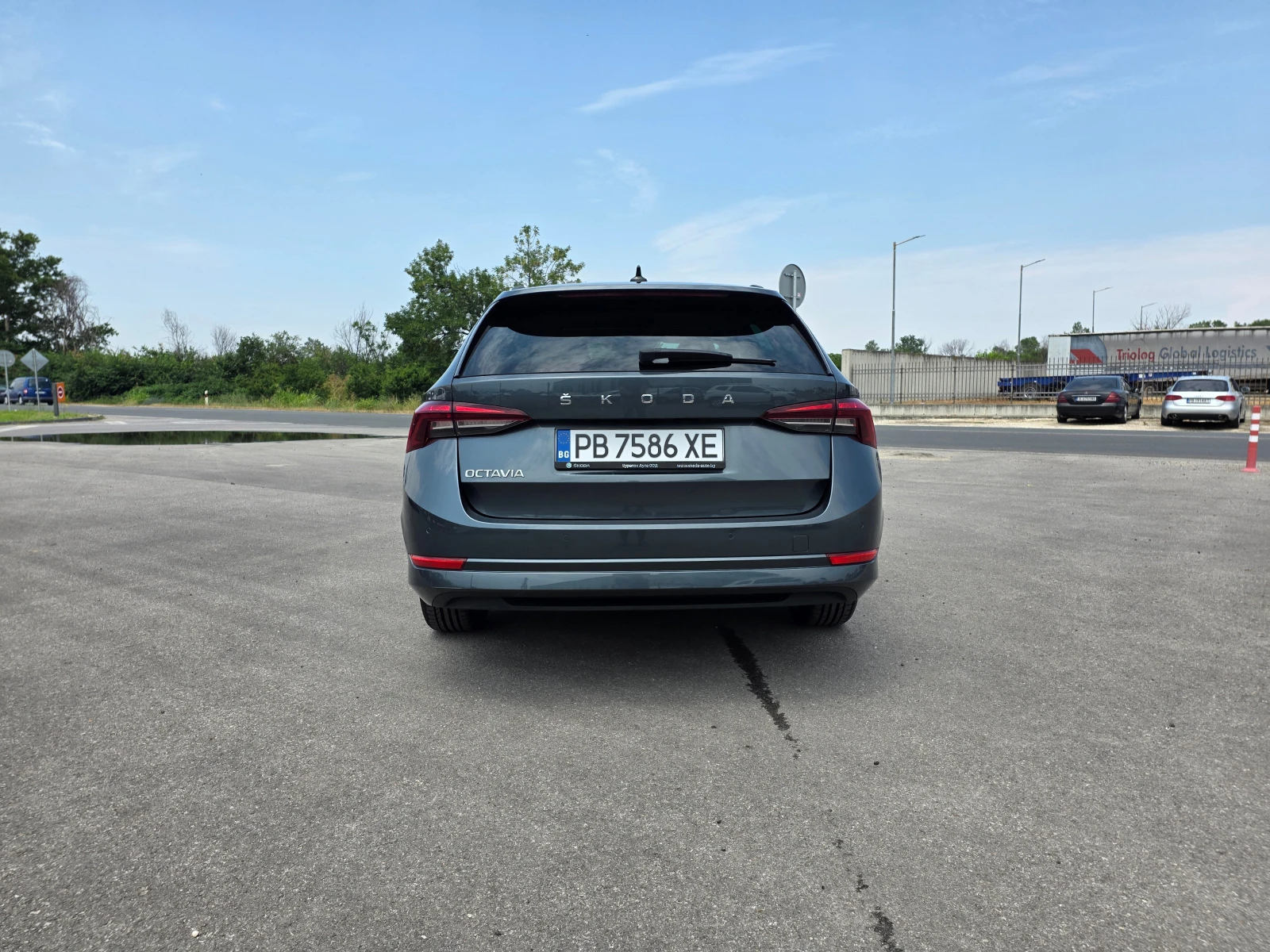 Skoda Octavia 2.0 ТDI-A/T, снимка 4 - Автомобили и джипове - 55133257