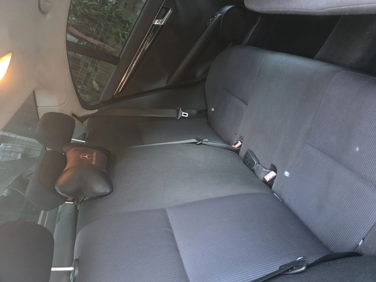 Mercedes-Benz C 220, снимка 3 - Автомобили и джипове - 55387988