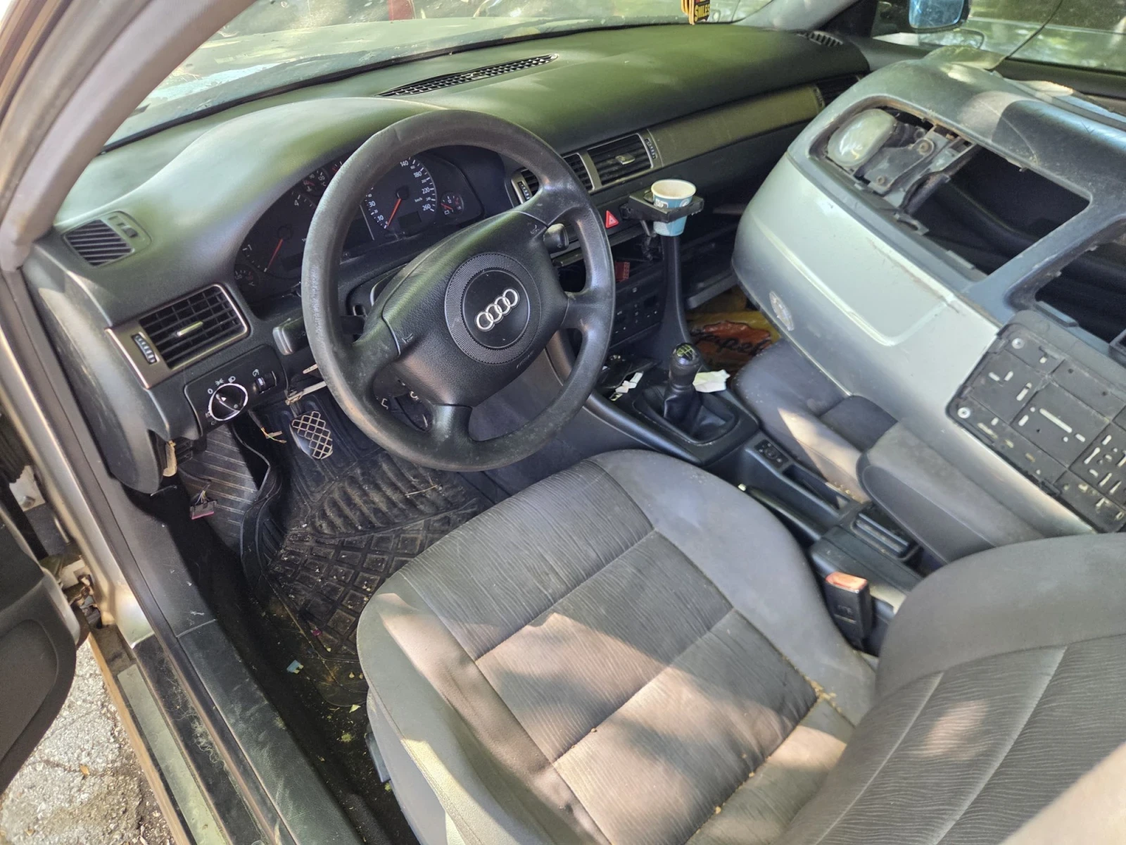 Audi A6 1.9Tdi , снимка 7 - Автомобили и джипове - 56012660