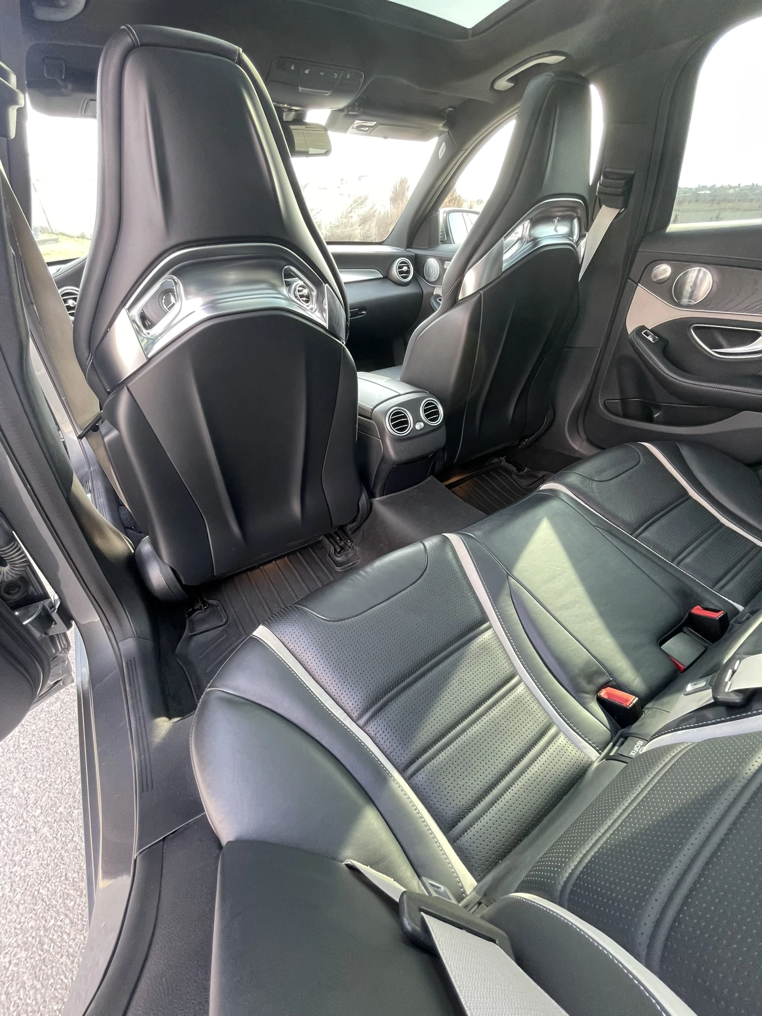 Mercedes-Benz C 63 AMG S/360 CAMERA/PANO/BURMESTER | Mobile.bg � ����������� 12