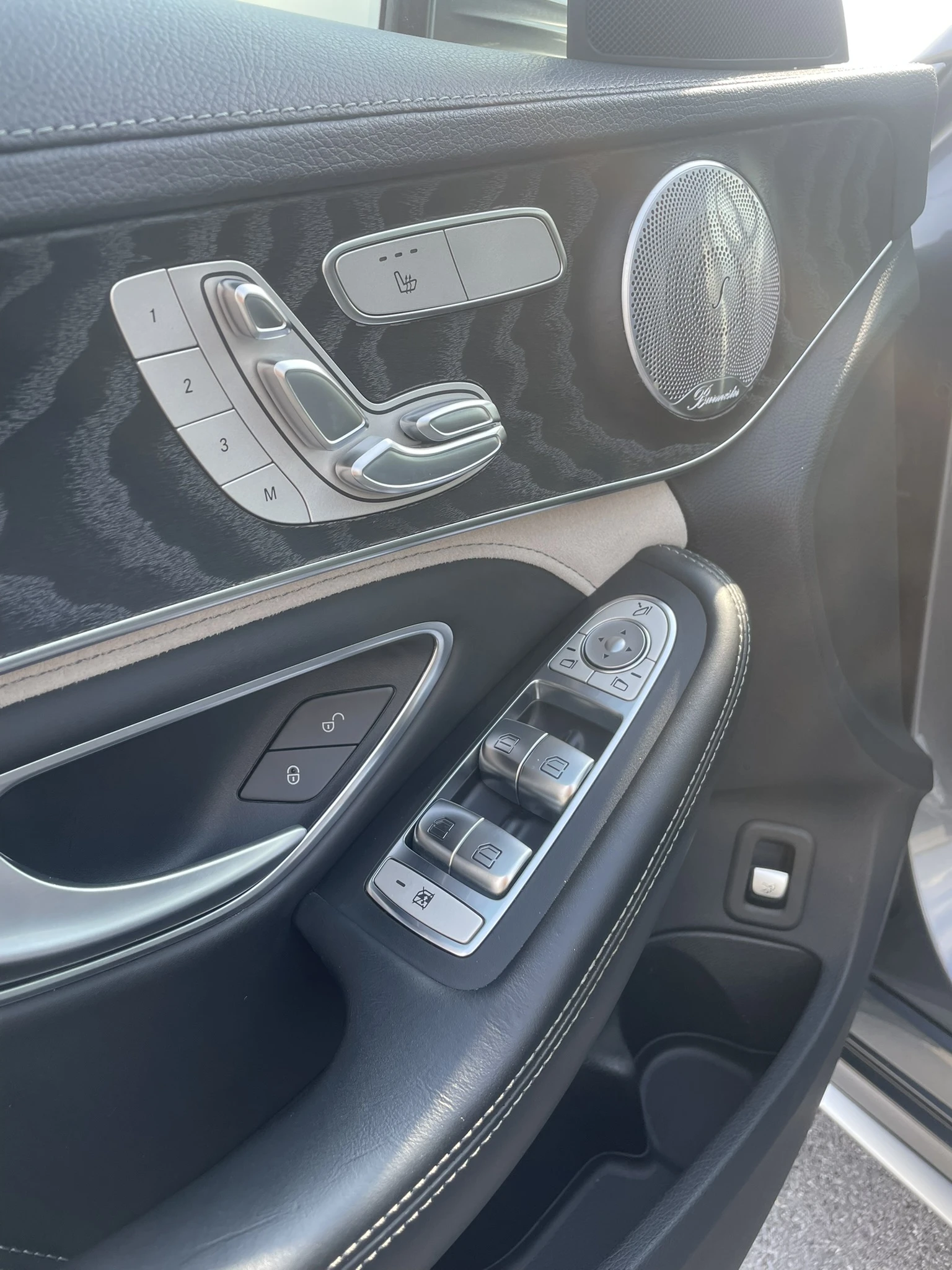 Mercedes-Benz C 63 AMG S/360 CAMERA/PANO/BURMESTER | Mobile.bg � ����������� 13