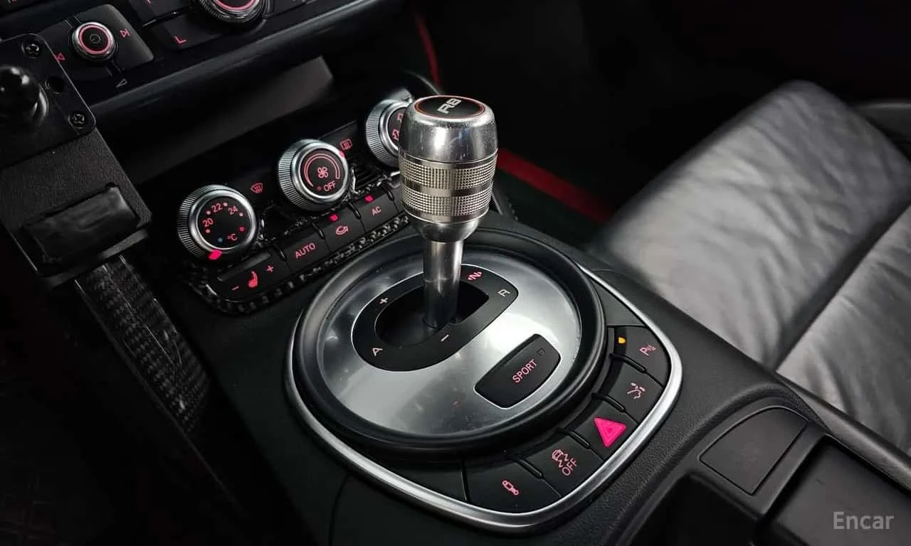 Audi R8 * 5.2 V10 Coupe * ��������� ���� �� �������� *  | Mobile.bg � ����������� 9